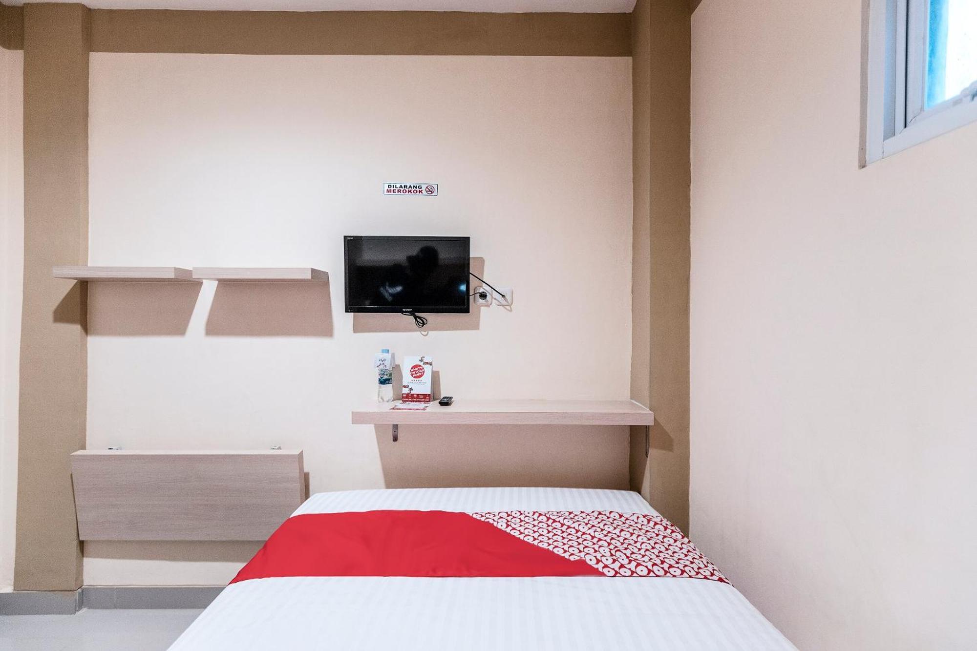 Oyo 478 Balcon Biru Hotel Jakarta Eksteriør billede