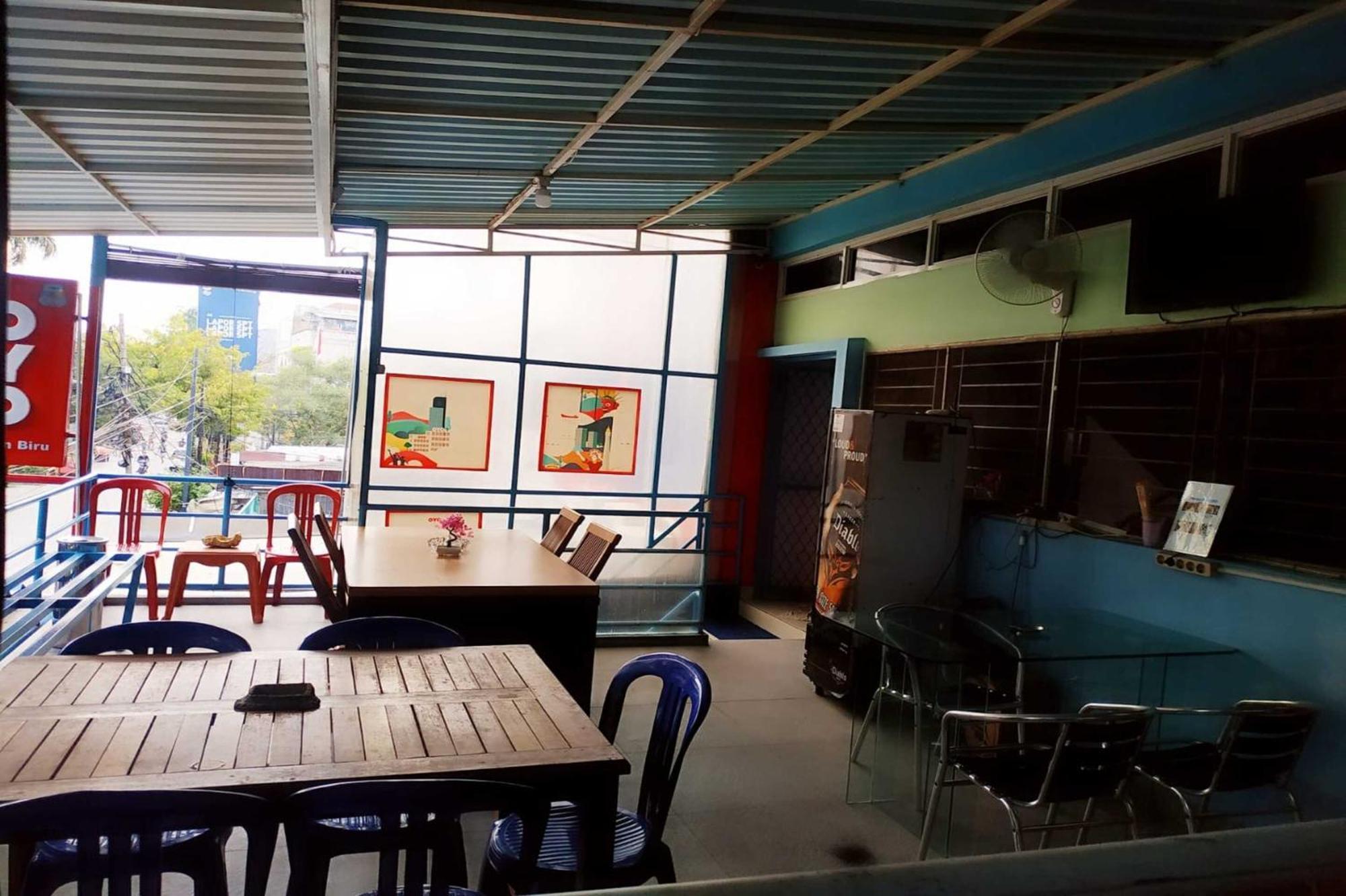 Oyo 478 Balcon Biru Hotel Jakarta Eksteriør billede