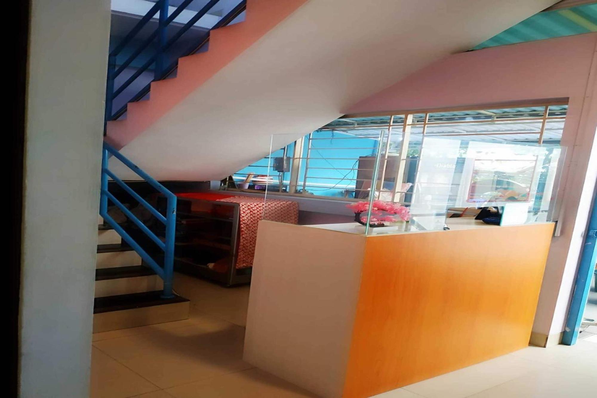 Oyo 478 Balcon Biru Hotel Jakarta Eksteriør billede