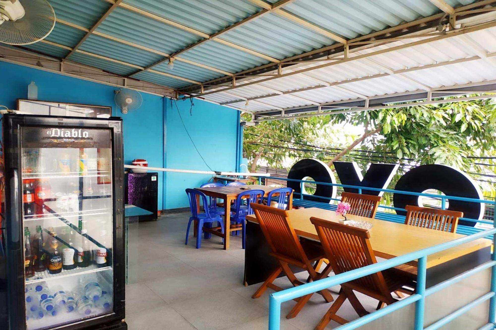 Oyo 478 Balcon Biru Hotel Jakarta Eksteriør billede